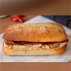 ROLL ROAST CHICKEN &SRIRACHA BACON (12 X 210GM) # 7302 EVERYDAY CAFE